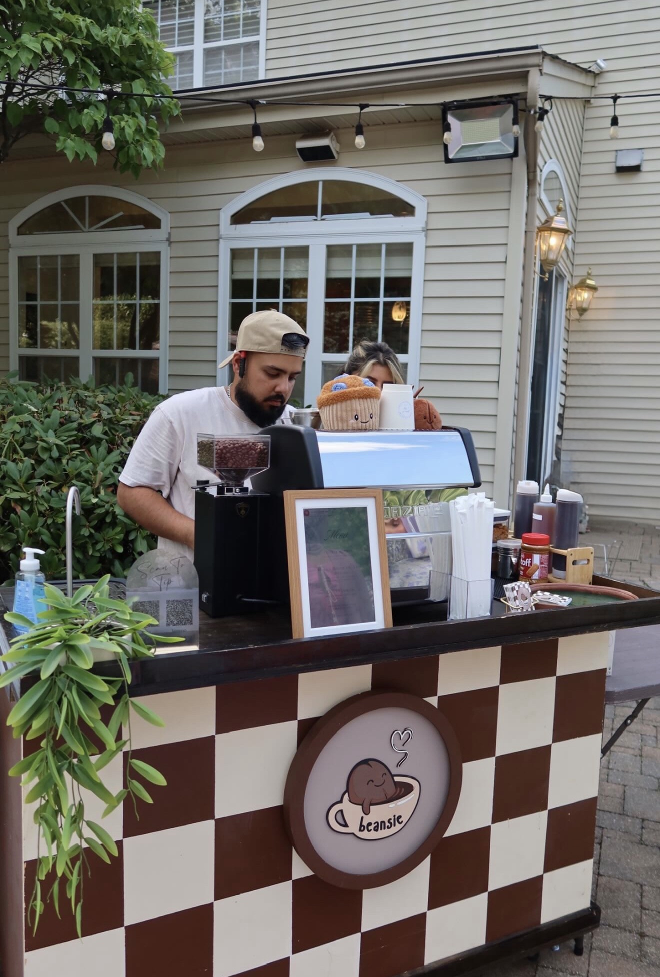 Beansie mobile coffee cart with barista
